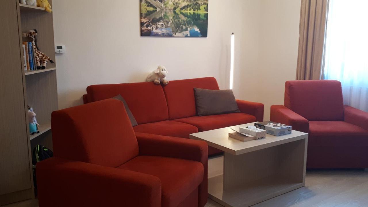 Apartman V Starej Lesnej S Balkonom Stará Lesná エクステリア 写真